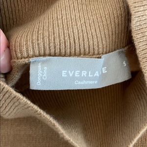 Everlane Mock Neck Camel Cashmere Sweater
